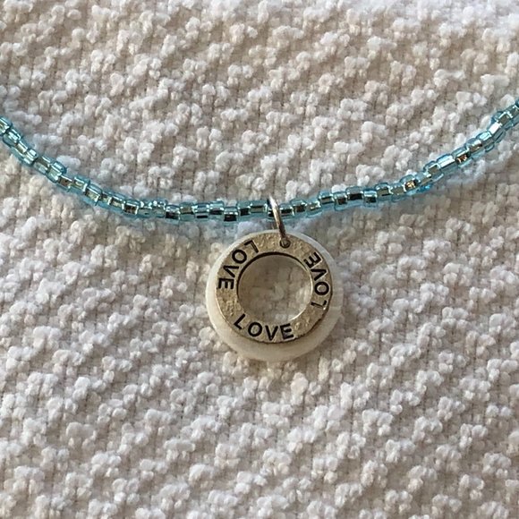 NEW! Beaded Choker Necklace Seed Bead w Shell & Stamped "Love" Metal Pendant - Picture 5 of 8